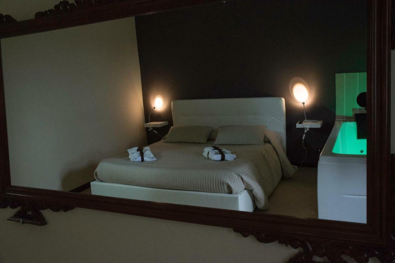 Hotel Il Centro Short Lets Valguarnera Caropepe Exteriér fotografie