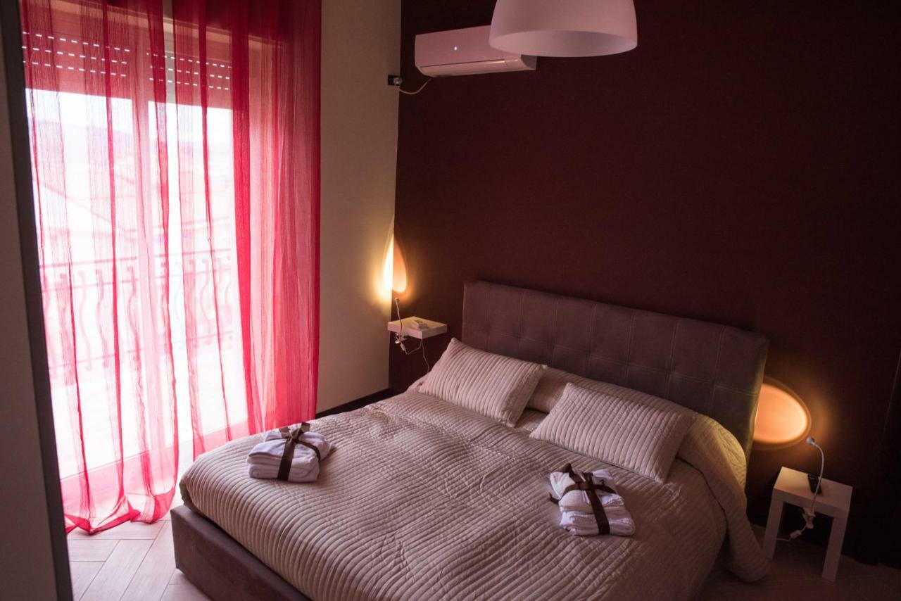Hotel Il Centro Short Lets Valguarnera Caropepe Exteriér fotografie