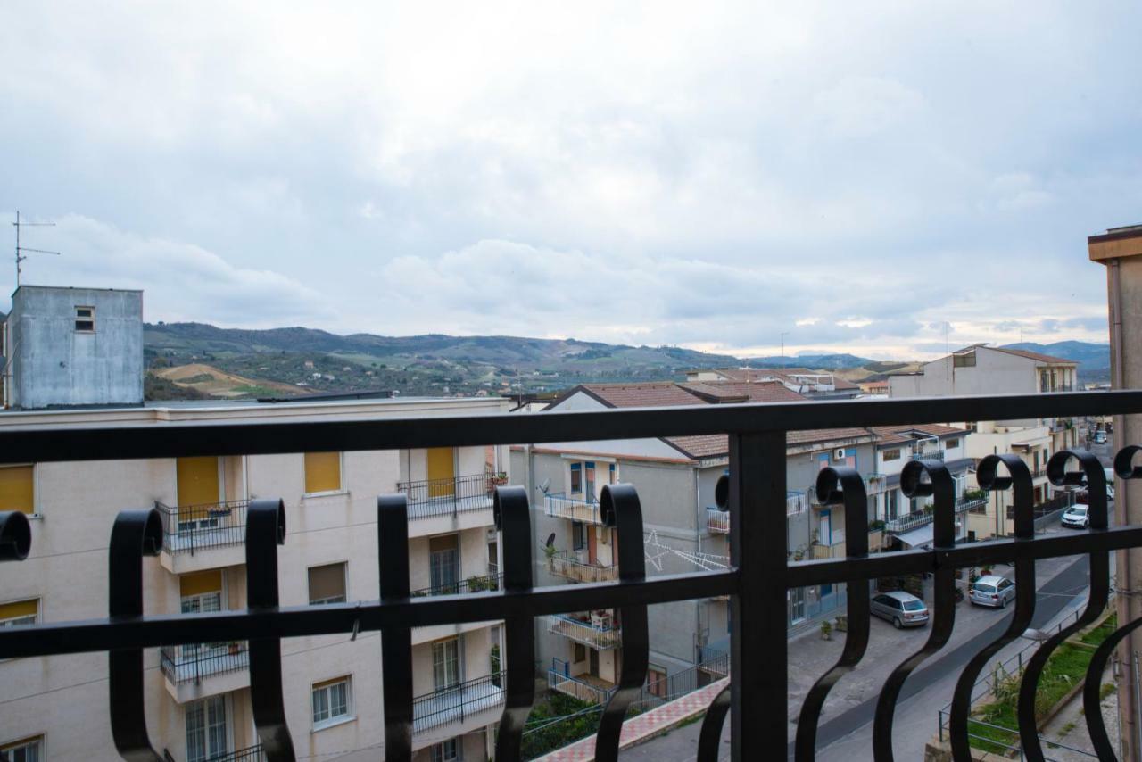 Hotel Il Centro Short Lets Valguarnera Caropepe Exteriér fotografie